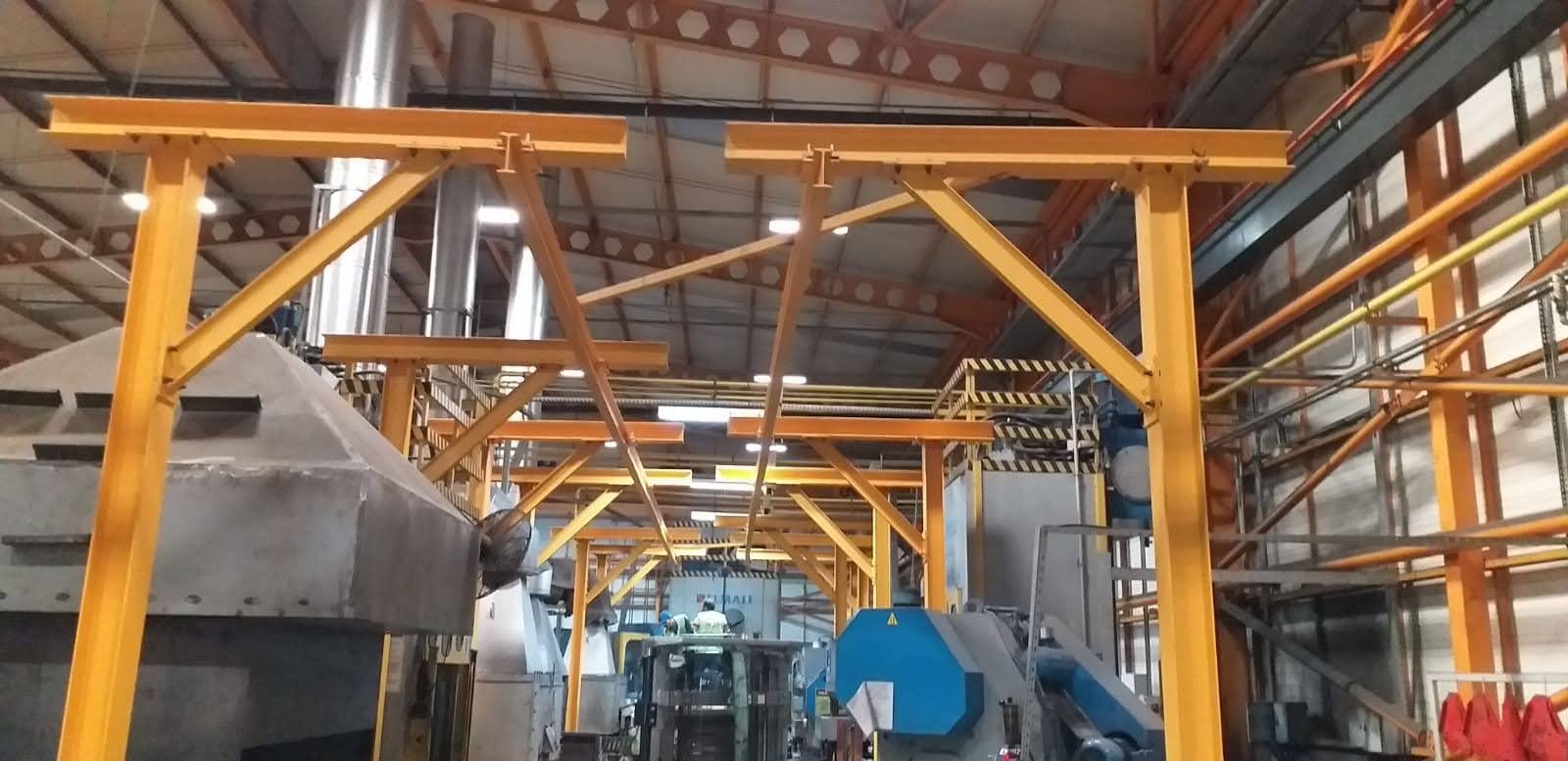 Raylı caraskal taşıyıcıları